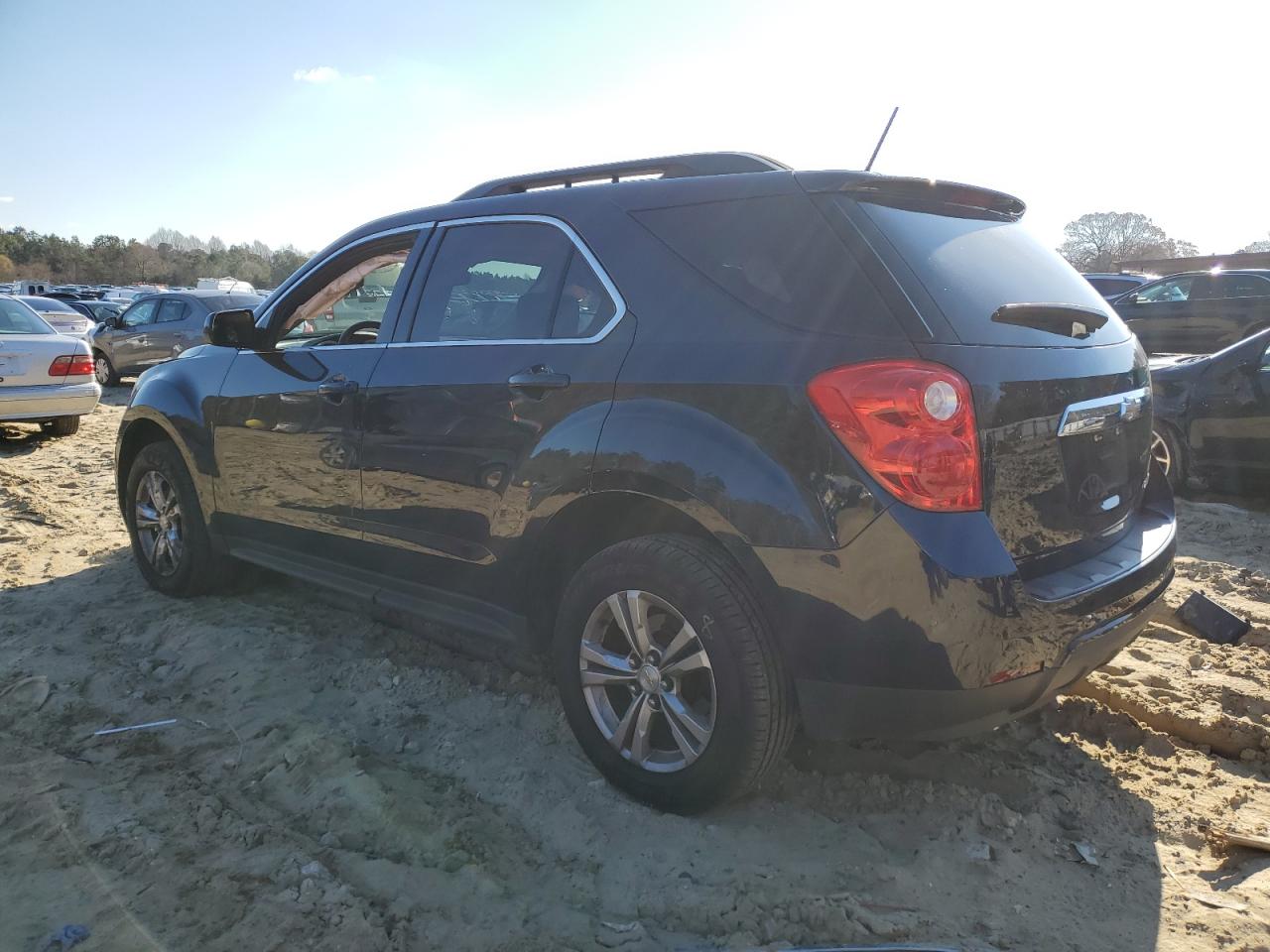 2GNALBEK2F6329811 2015 CHEVROLET EQUINOX - Image 2