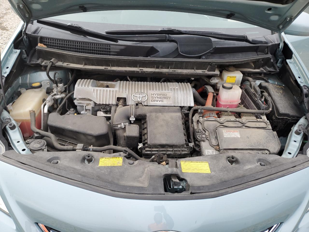 2014 Toyota Prius - Image 12