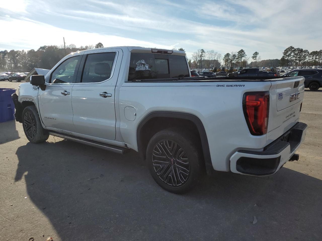 2019 GMC Sierra - Image 2