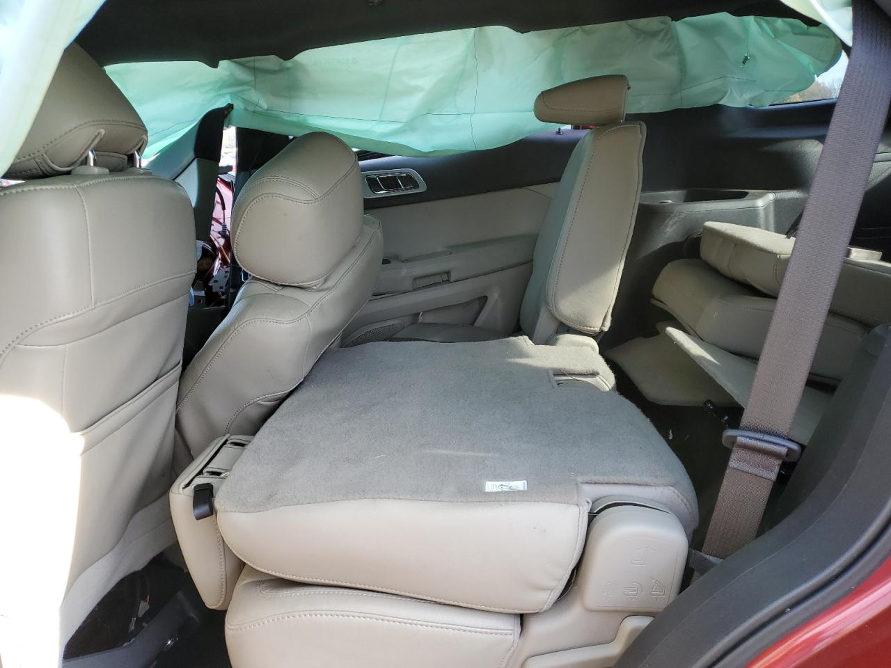 2014 Ford Explorer - Image 11
