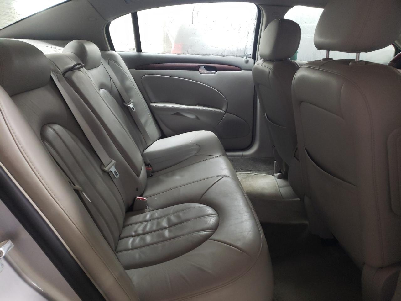 2008 Buick Lucerne - Image 10