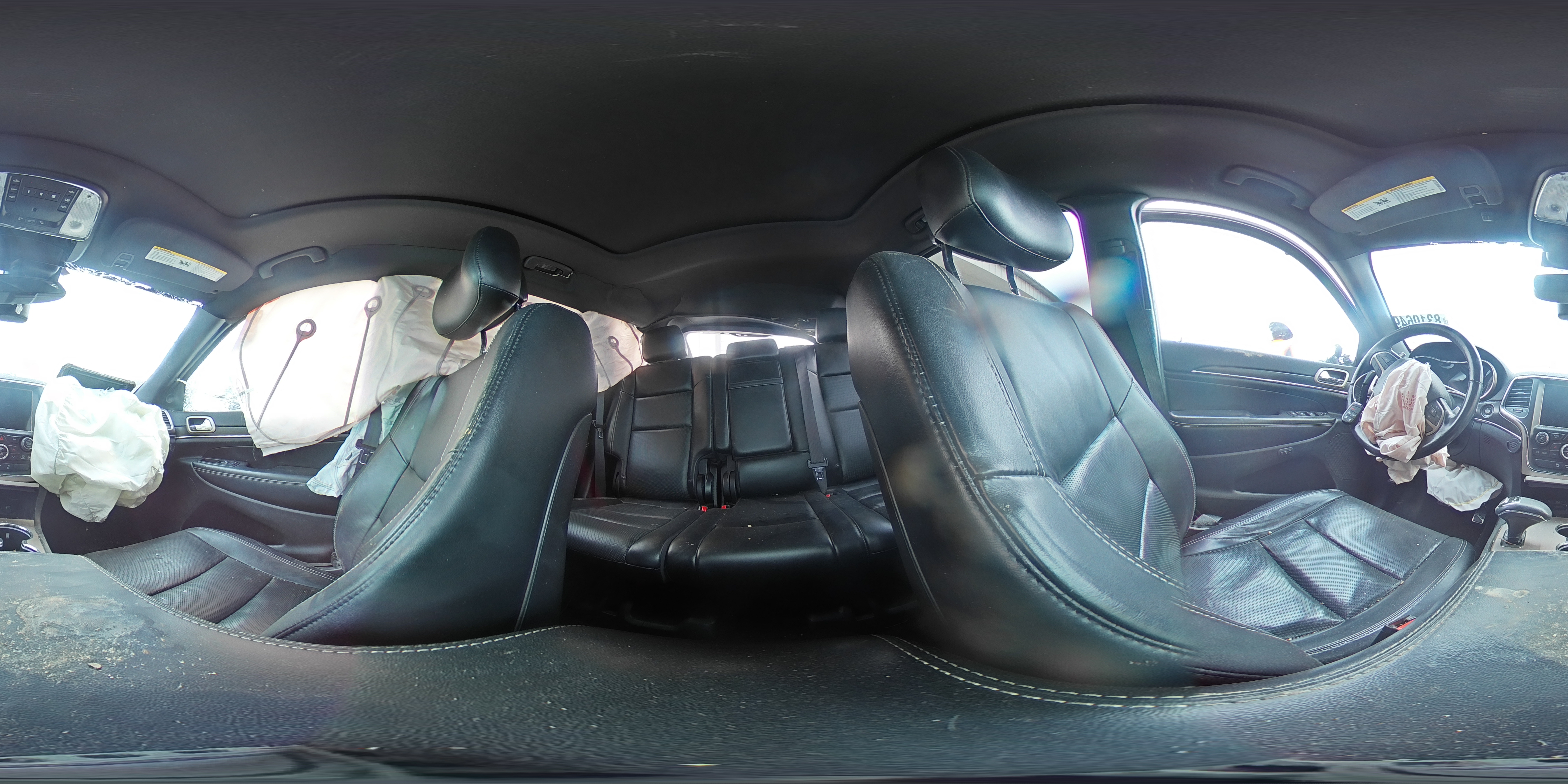 2015 Jeep Grand Cherokee - Image 12