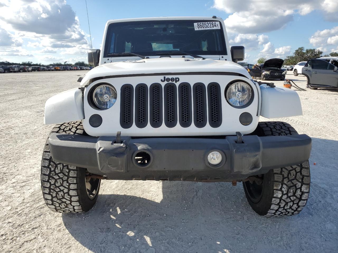 2015 Jeep Wrangler - Image 5