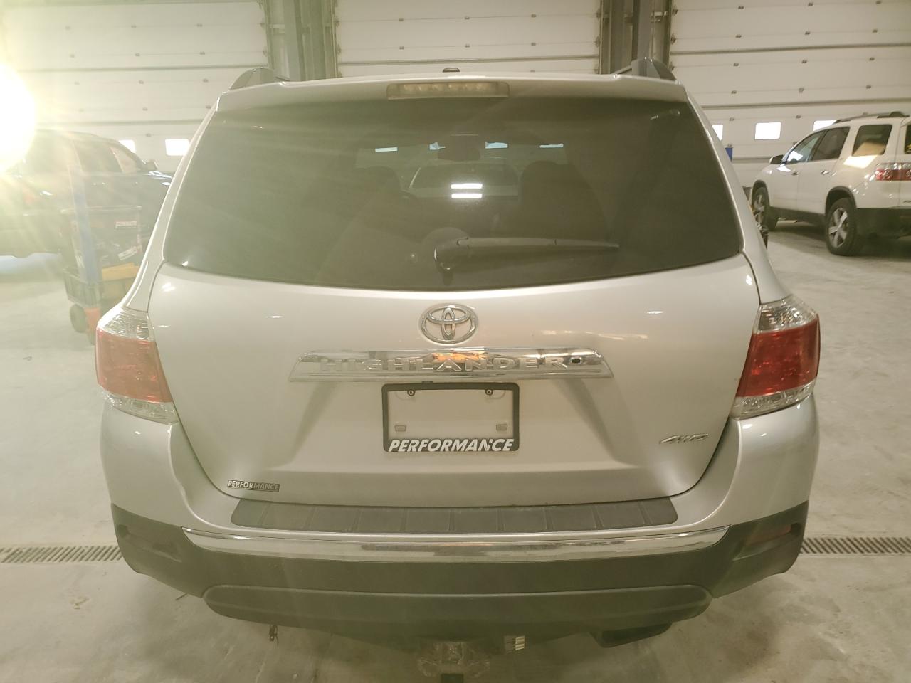 2013 Toyota Highlander - Image 6