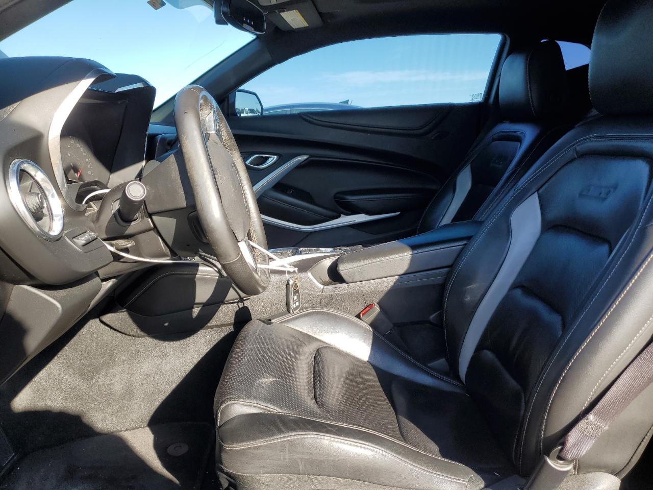 2017 Chevrolet Camaro - Image 7