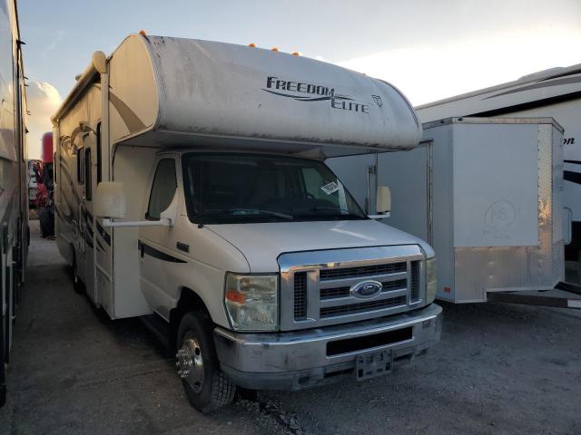 2012 Ford Econoline E450 Super Duty Cutaway Van