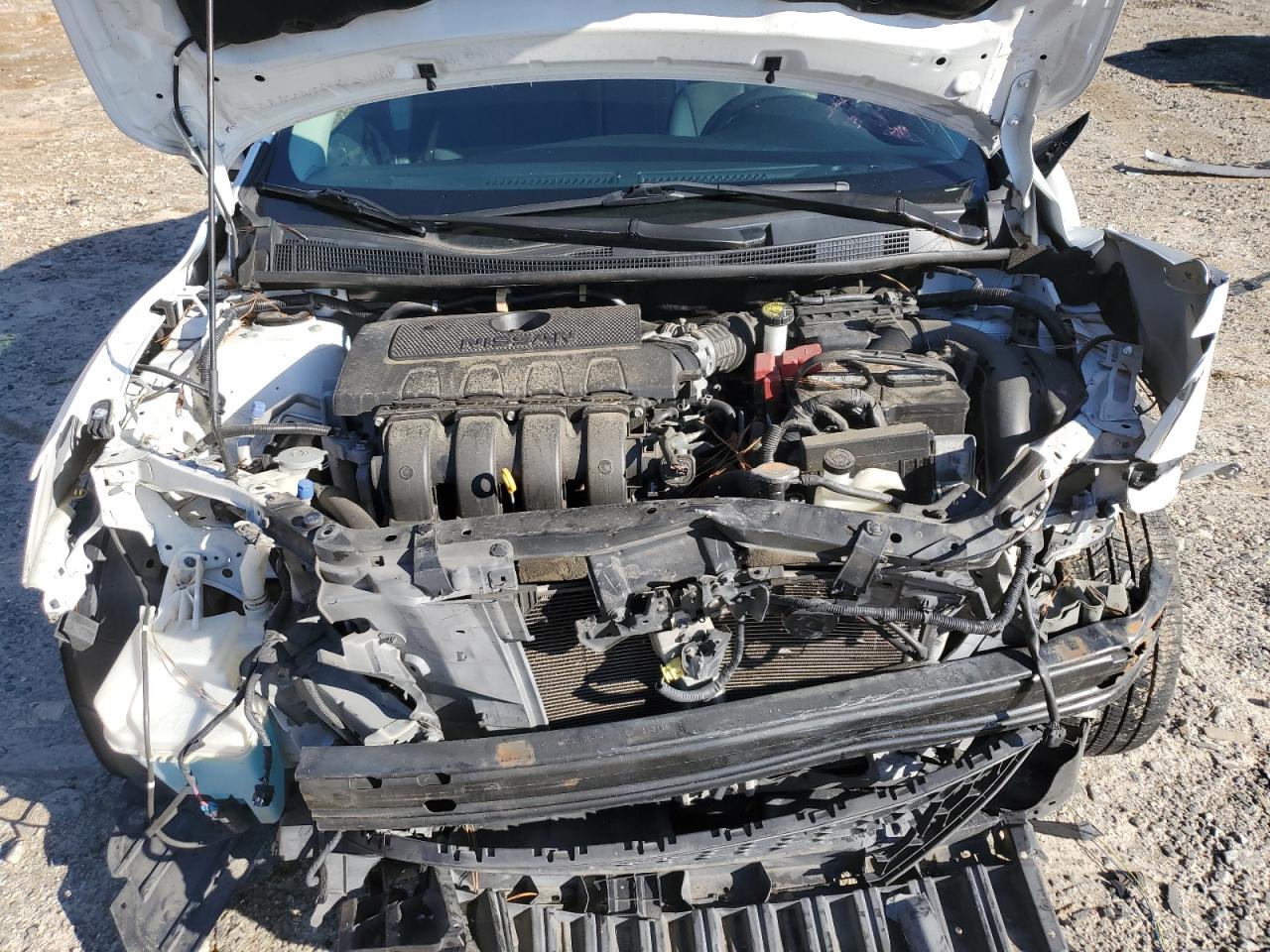 2016 Nissan Sentra - Image 13