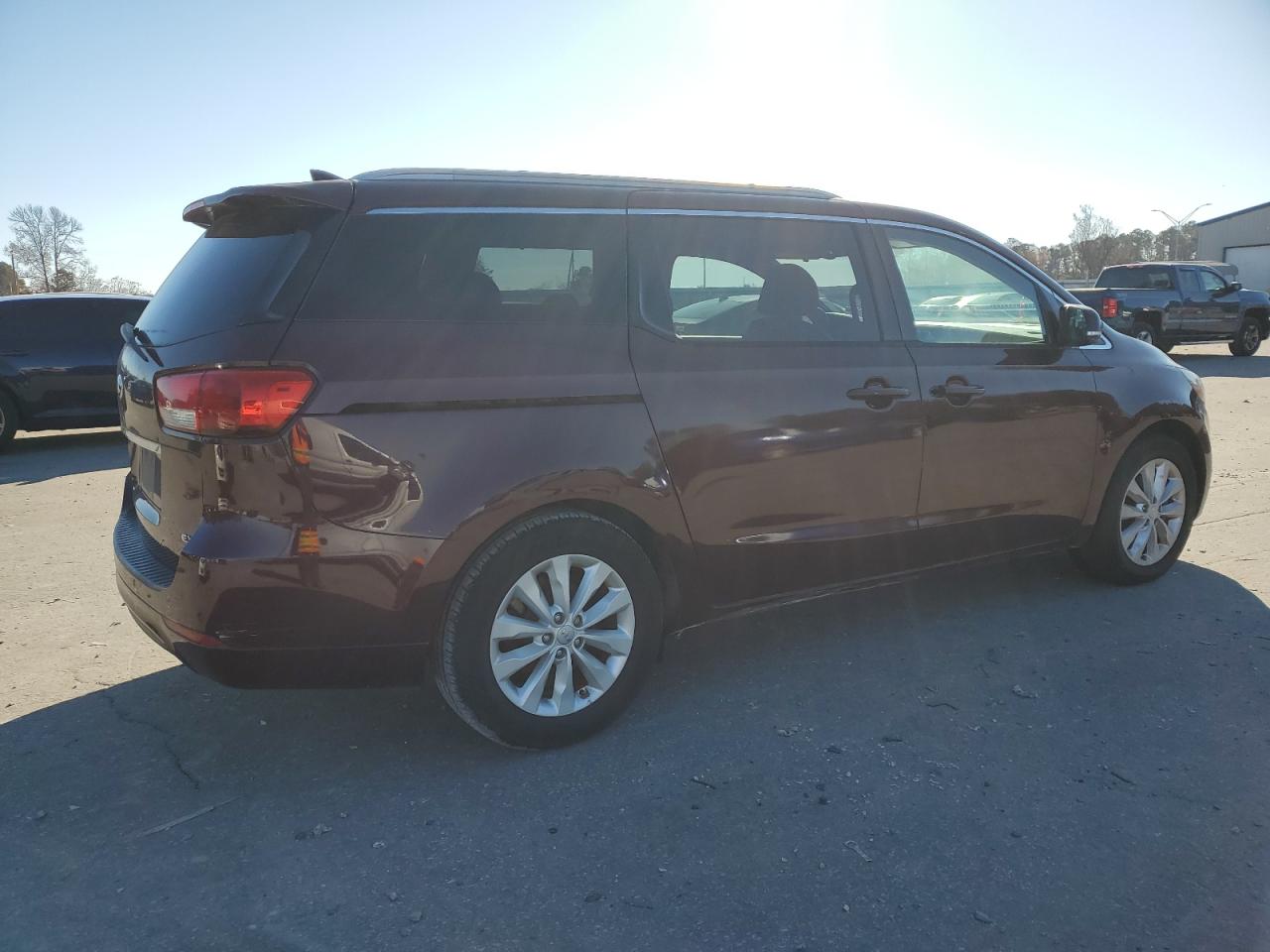 VIN KNDMC5C12F6025689 2015 KIA All Models no.3