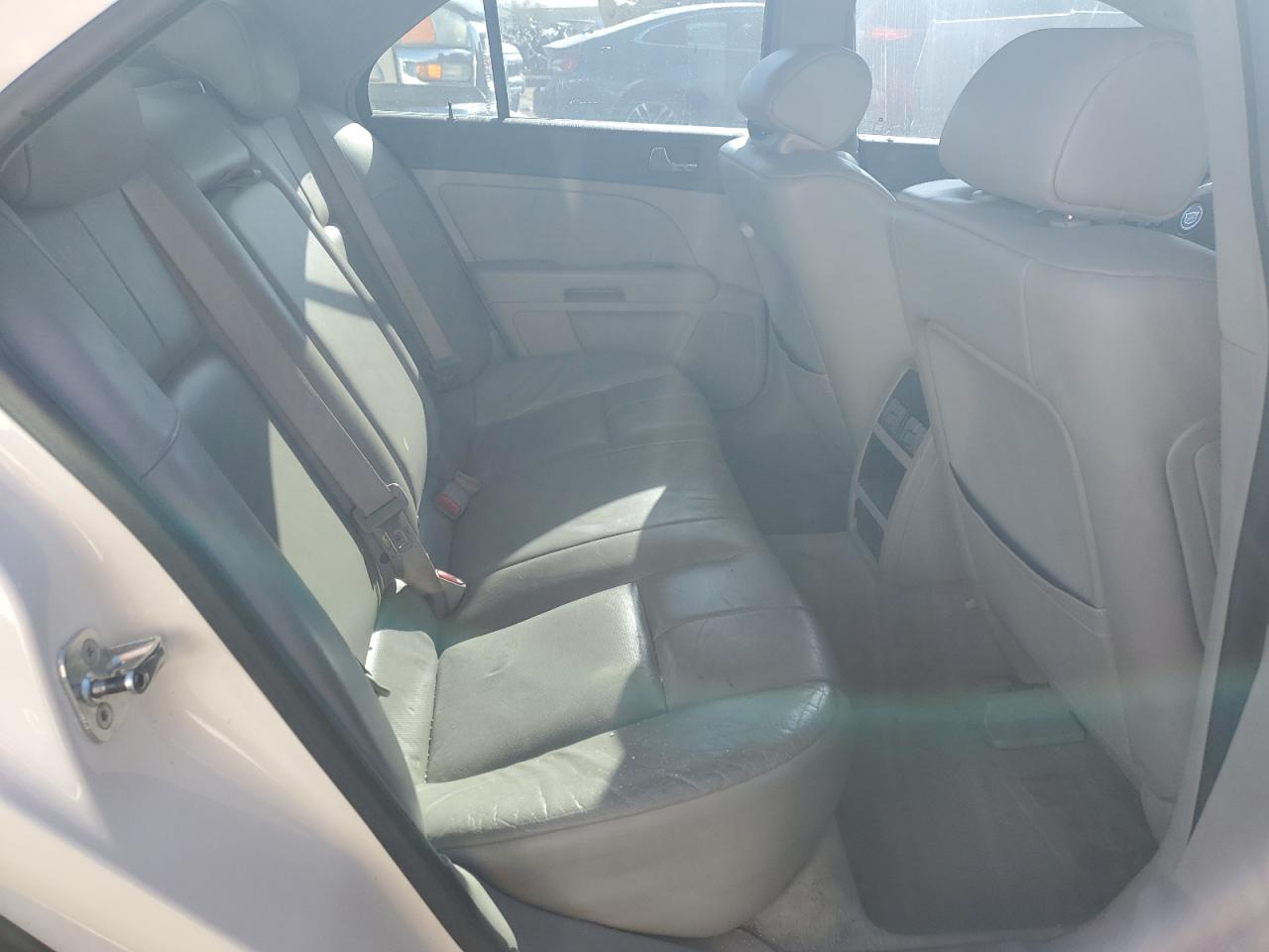 2005 Cadillac Sts VIN: 1G6DC67AX50172847 Lot: 84658244