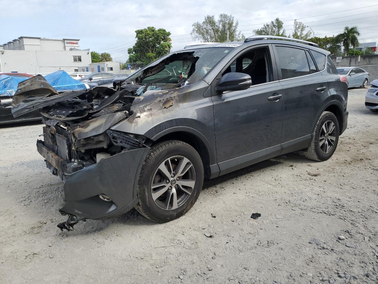 2016 Toyota RAV 4 - Image 1