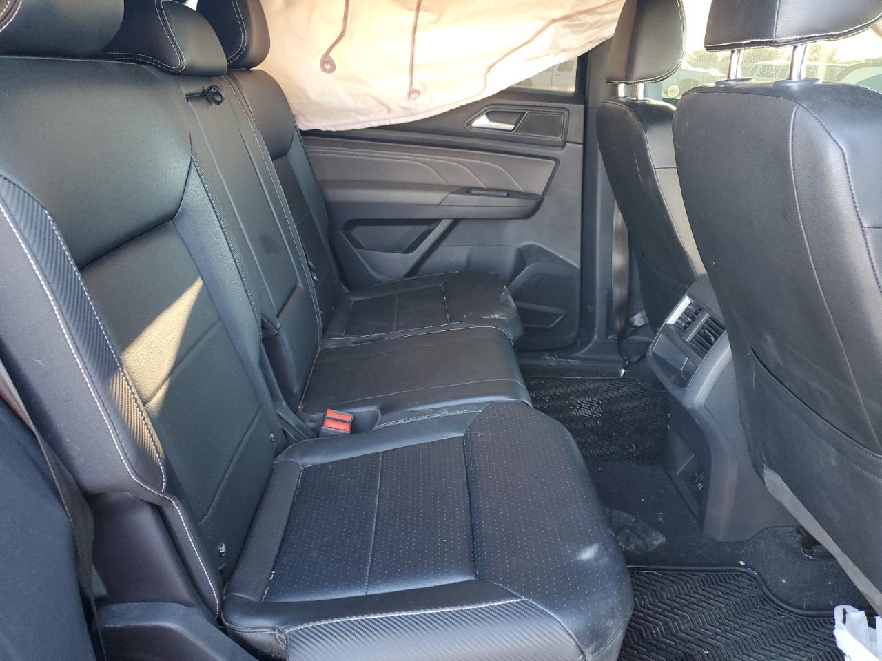 2021 Volkswagen Atlas - Image 12