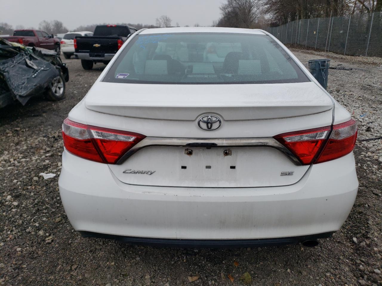 VIN 4T1BF1FK6GU123774 2016 TOYOTA CAMRY no.6