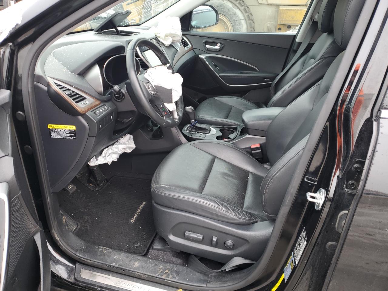 2017 Hyundai Santa Fe - Image 7