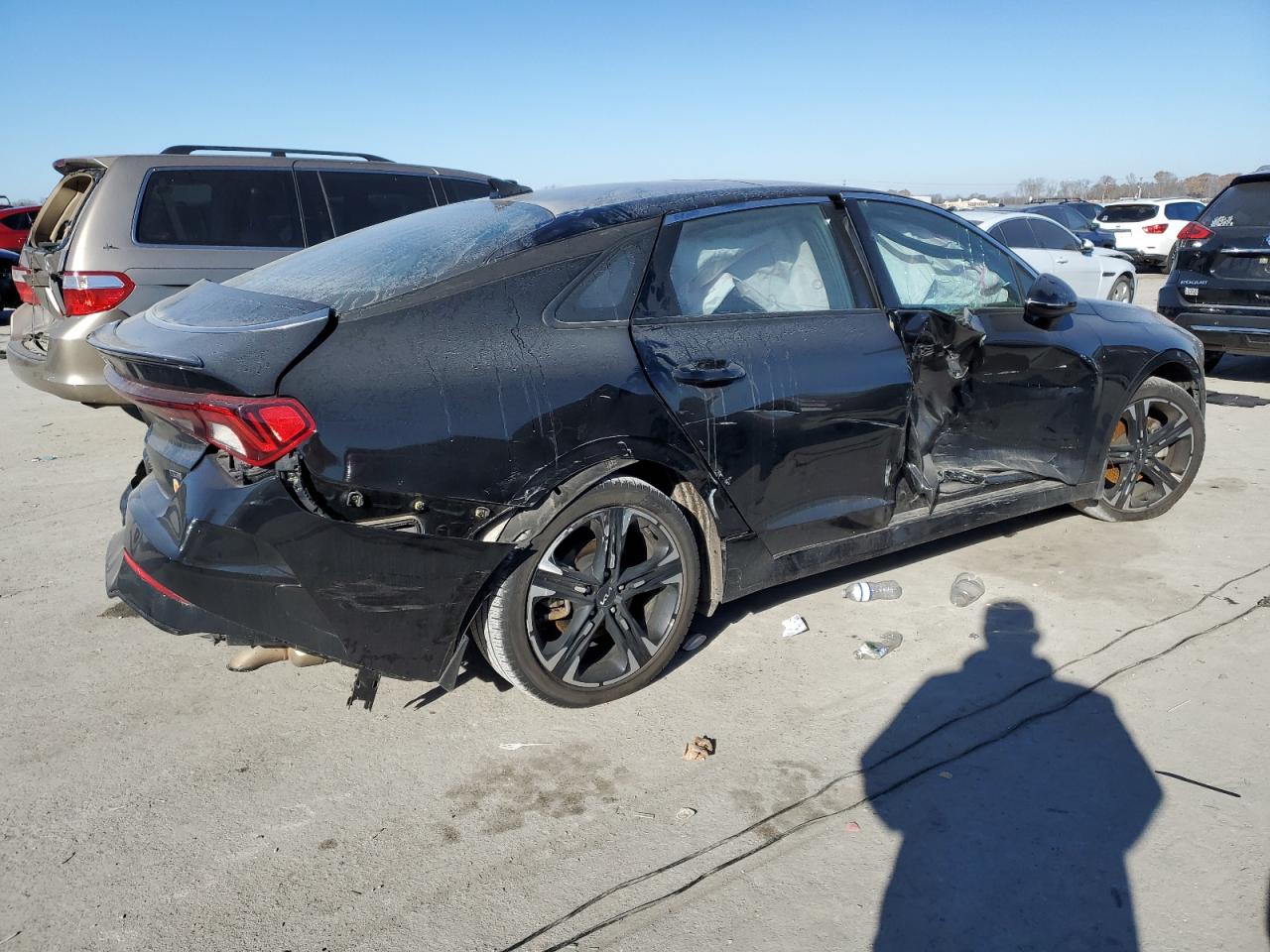 2024 Kia K5 - Image 3