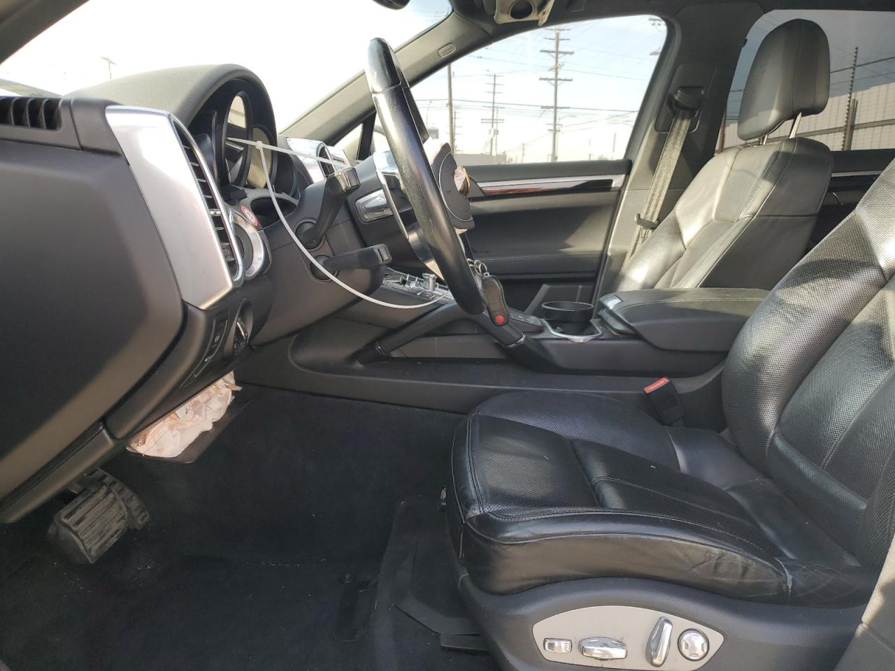 2017 Porsche Cayenne - Image 7