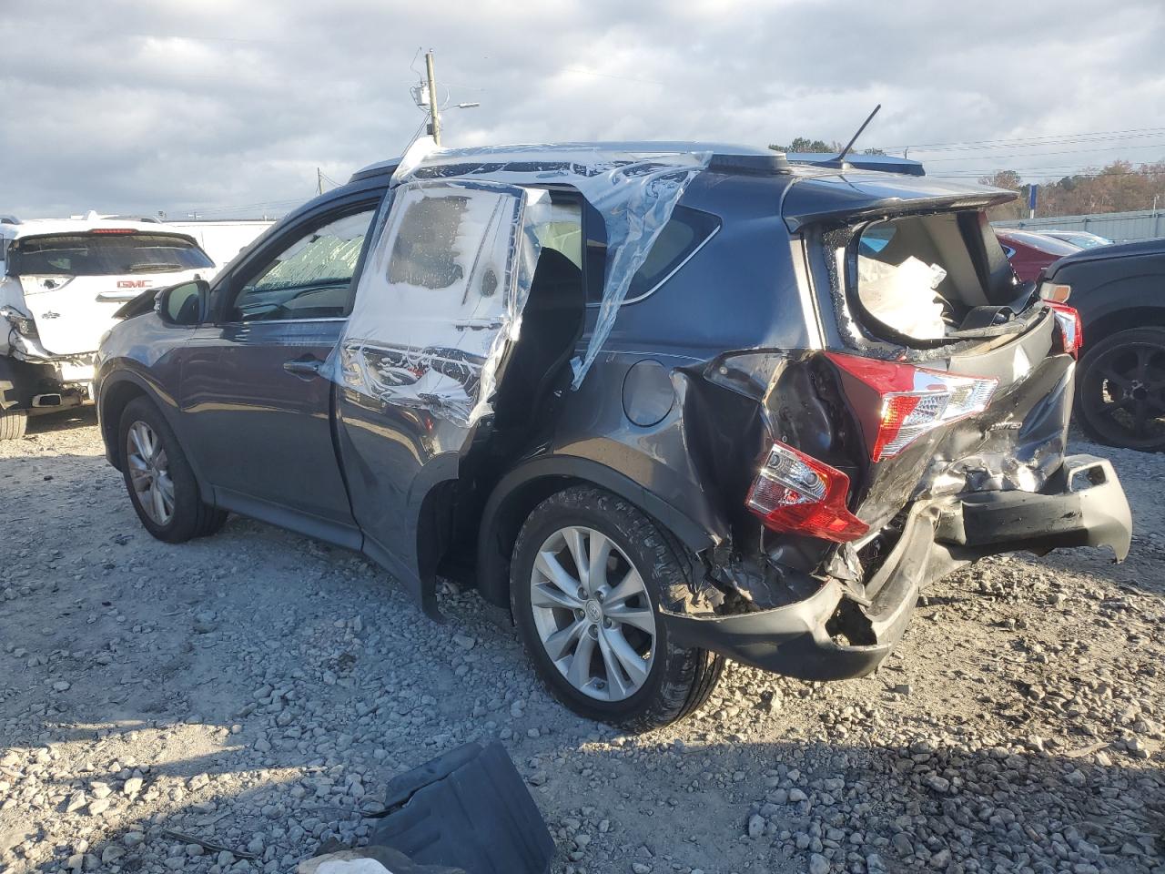 2014 Toyota RAV 4 - Image 2
