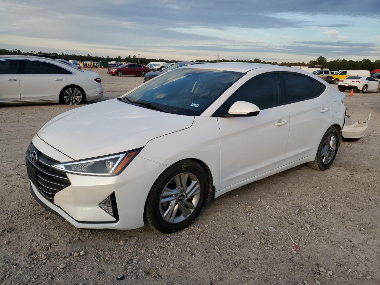 2020 Hyundai Elantra - Image 1