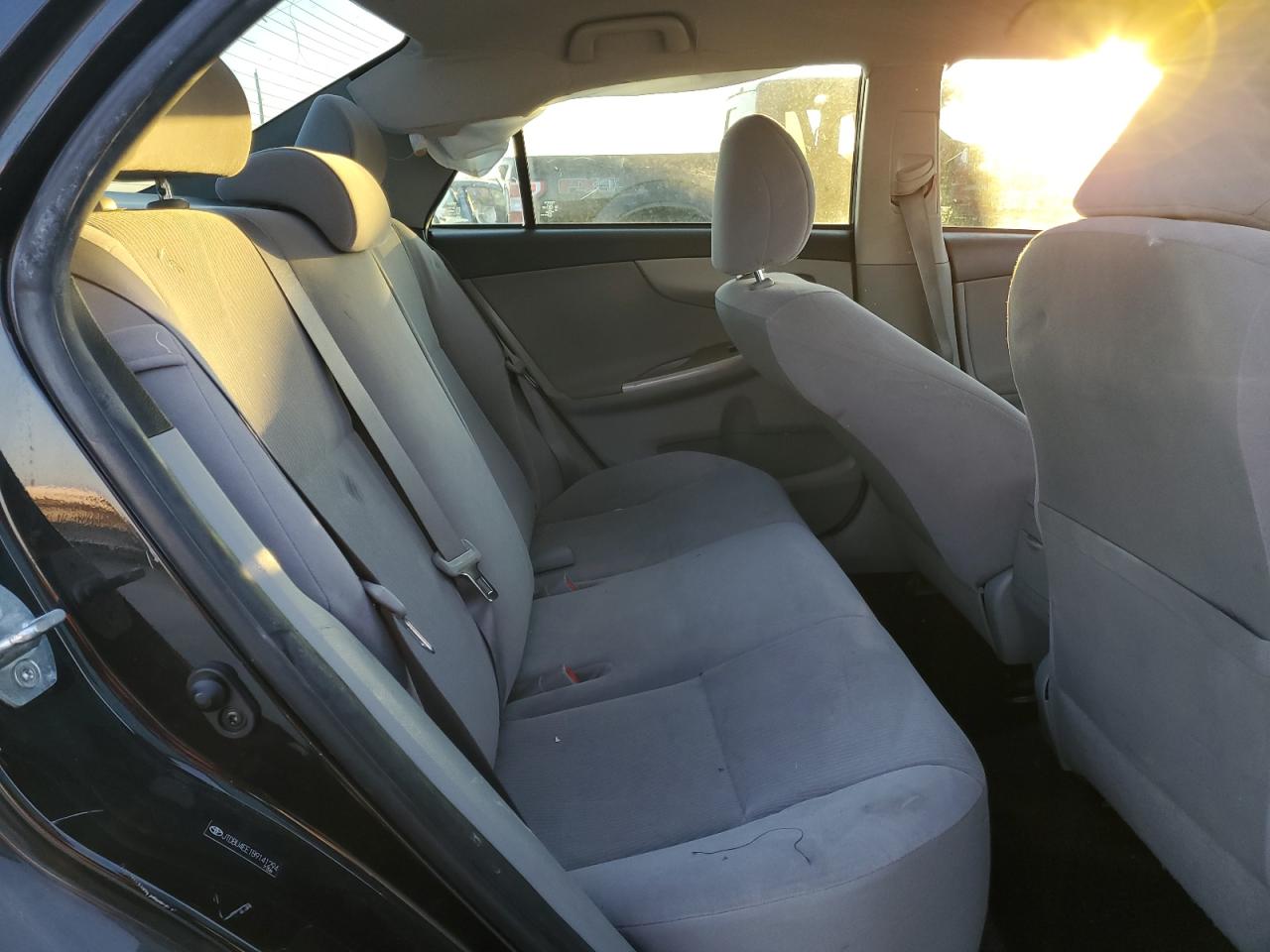 2011 Toyota Corolla - Image 10
