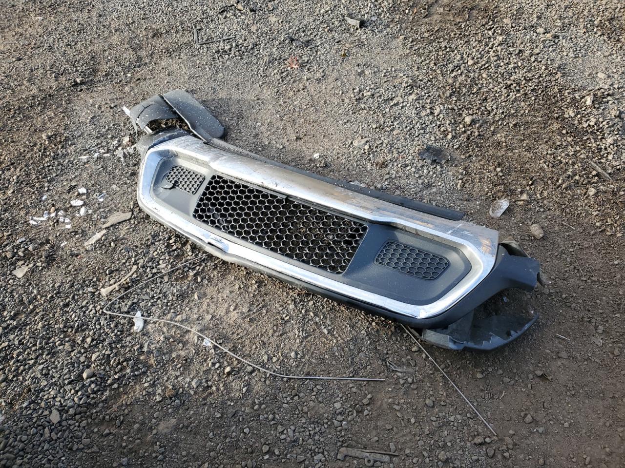 2018 Jeep Grand Cherokee - Image 15