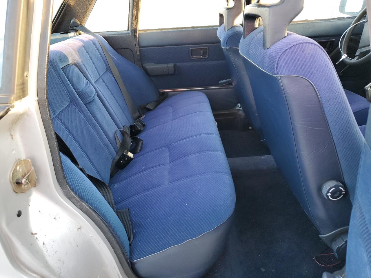 1986 Volvo 244 Dl VIN: YV1AX8842G1189044 Lot: 84116964