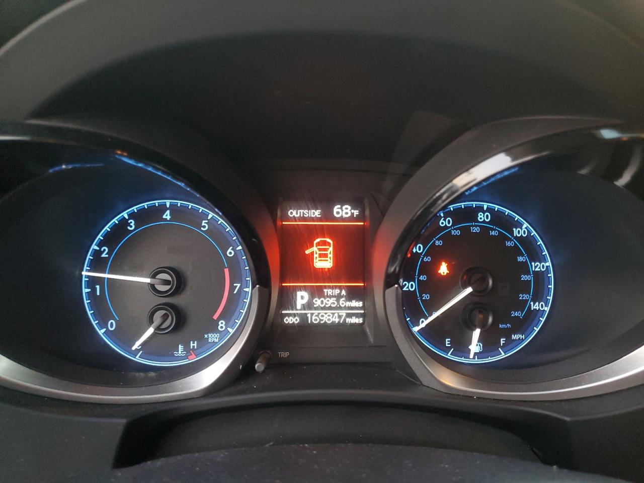 2015 Toyota Corolla L VIN: 5YFBURHE4FP285379 Lot: 83064624