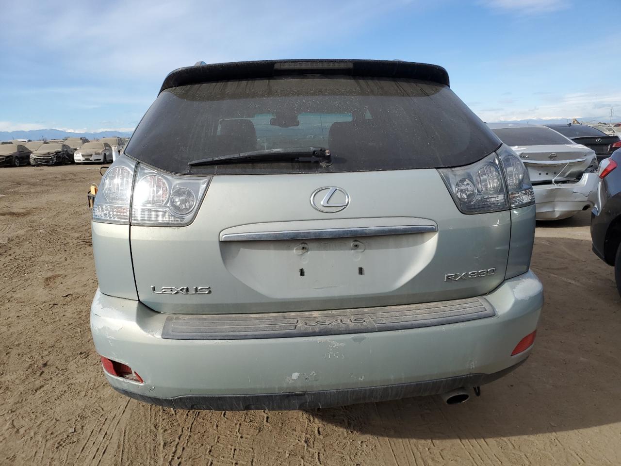 2004 Lexus RX - Image 6