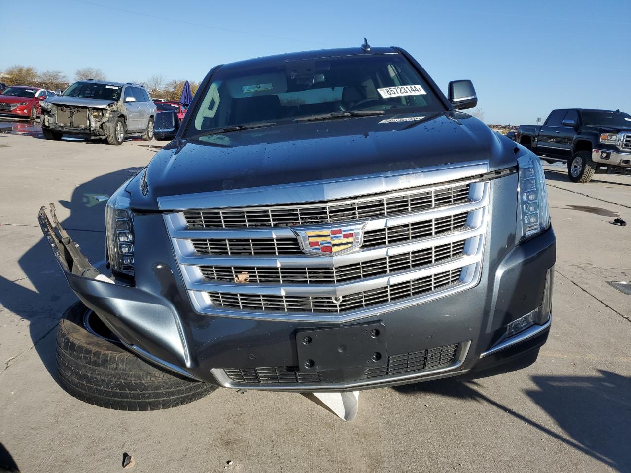 2019 Cadillac Escalade - Image 5