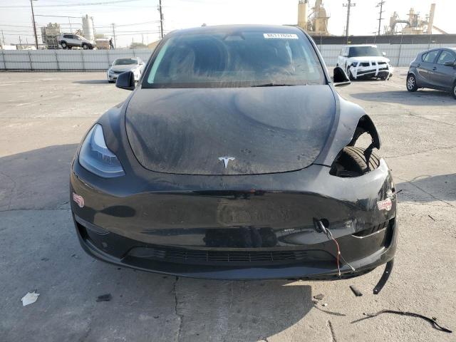  TESLA MODEL Y 2023 Черный