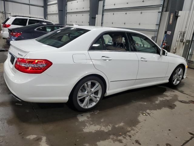  MERCEDES-BENZ E-CLASS 2013 Biały