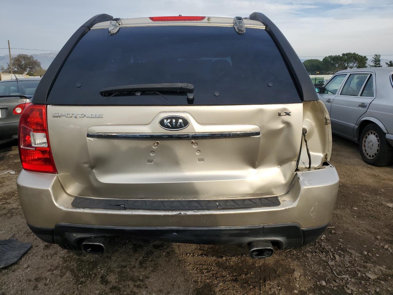 2009 Kia Sportage Lx VIN: KNDJF724697582556 Lot: 83270144
