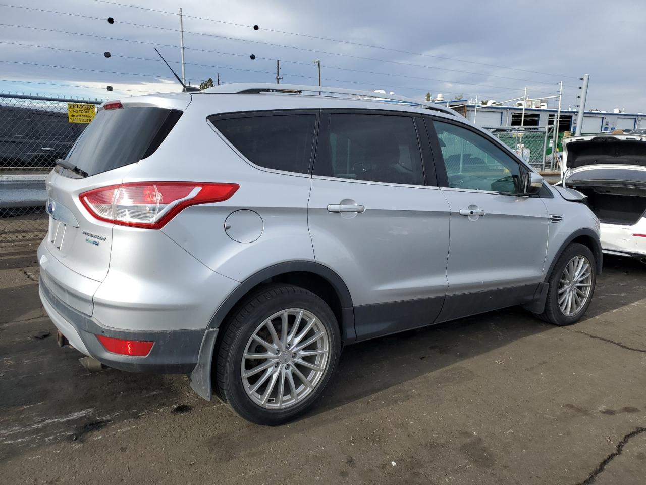 VIN 1FMCU9J91EUA87003 2014 FORD ESCAPE no.3