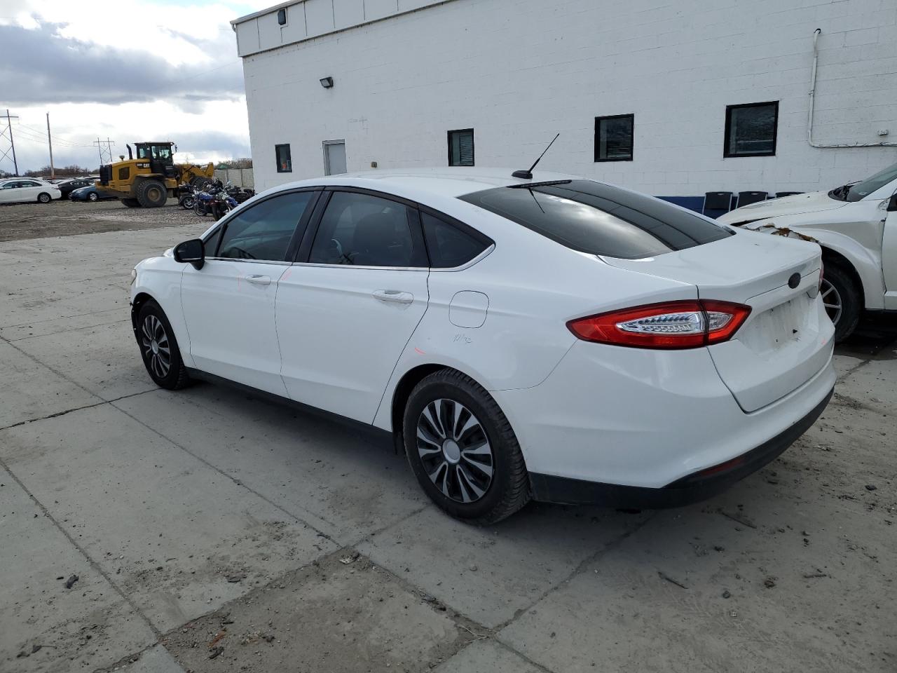 VIN 3FA6P0G73DR311796 2013 FORD FUSION no.2