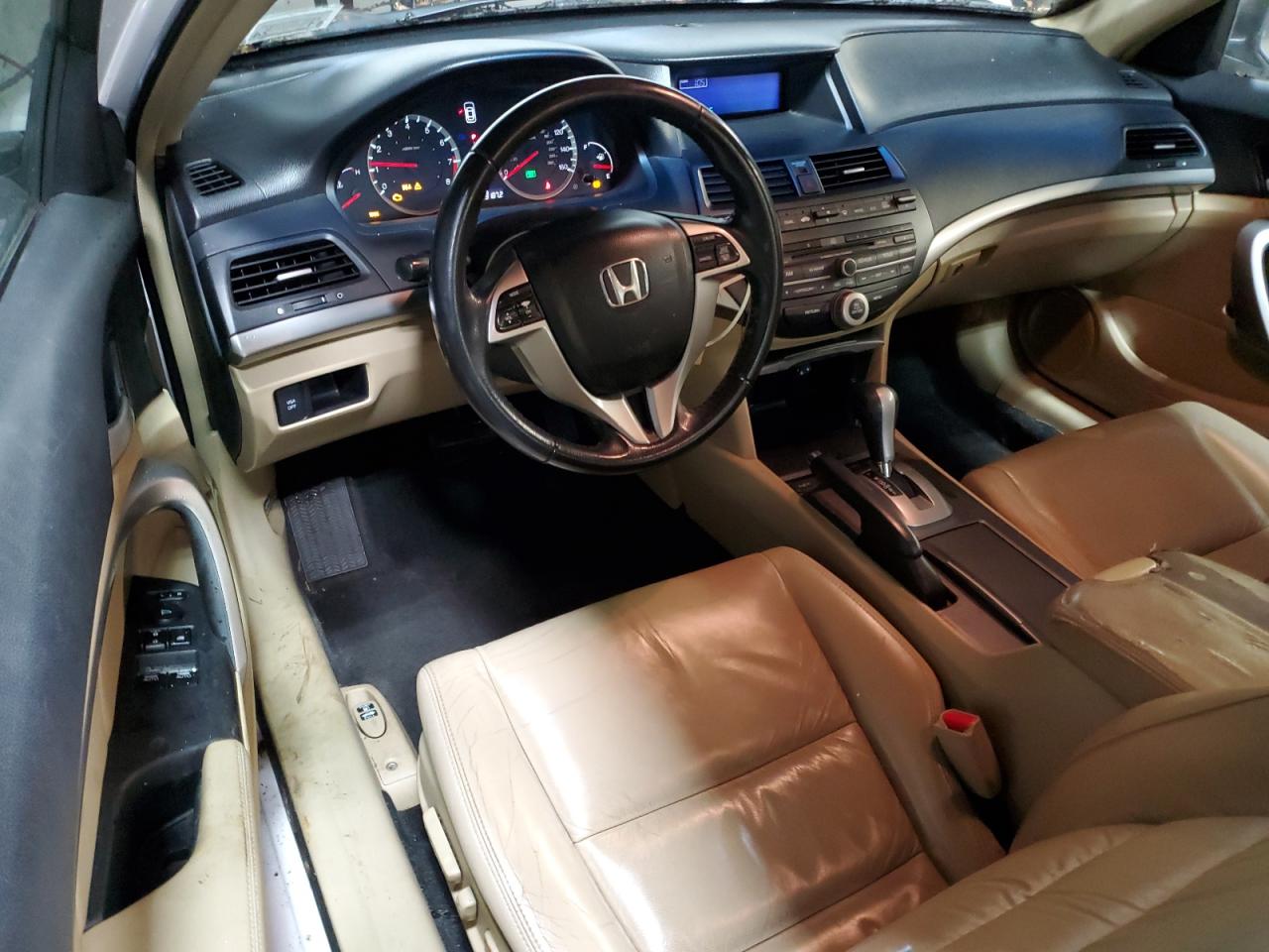 2009 Honda Accord - Image 8