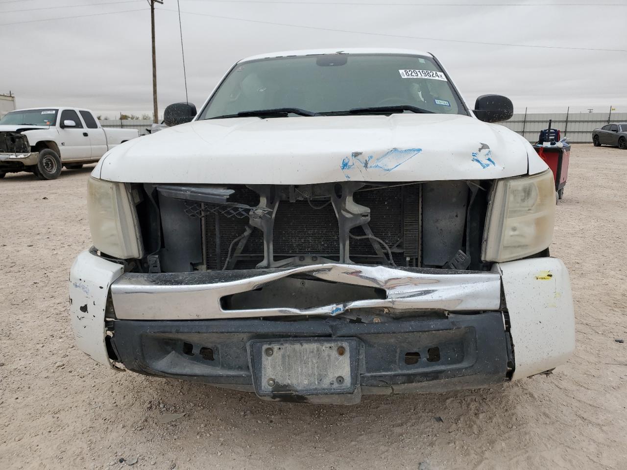 2011 Chevrolet Silverado - Image 5