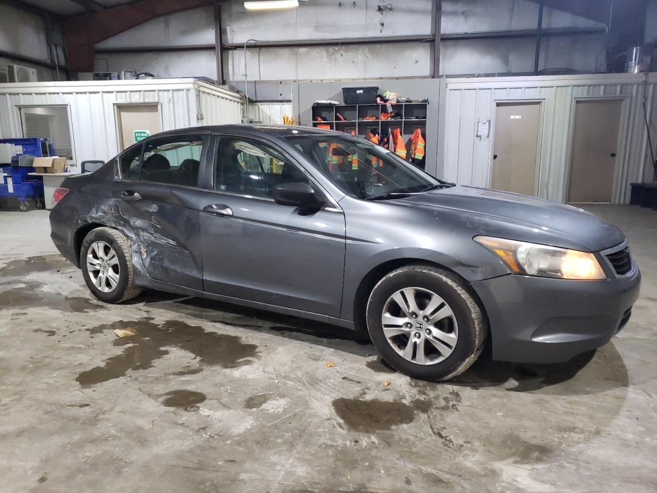 2010 Honda Accord - Image 4