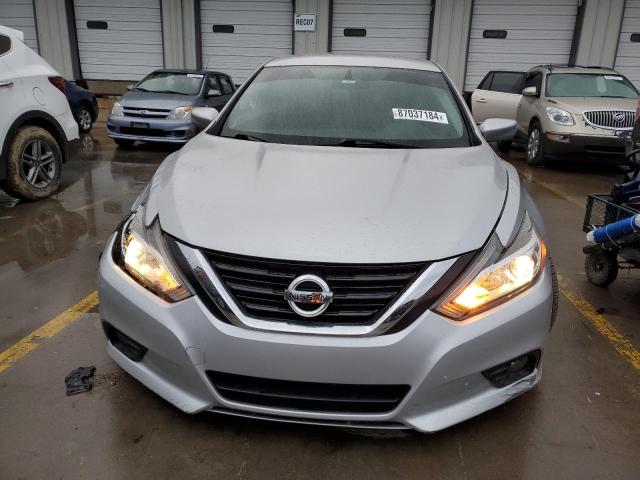  NISSAN ALTIMA 2017 Srebrny