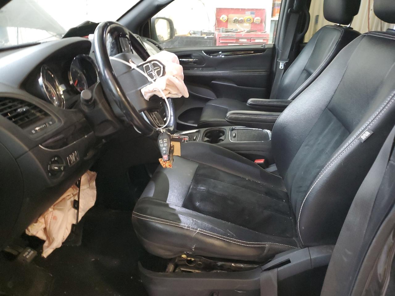 2018 Dodge Caravan - Image 7