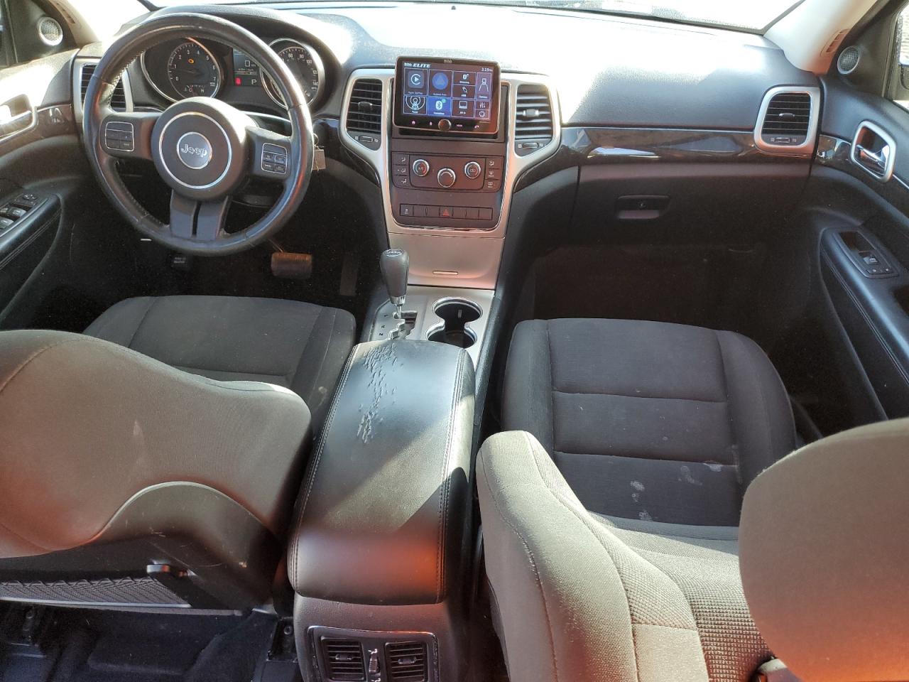 2013 Jeep Grand Cherokee - Image 8