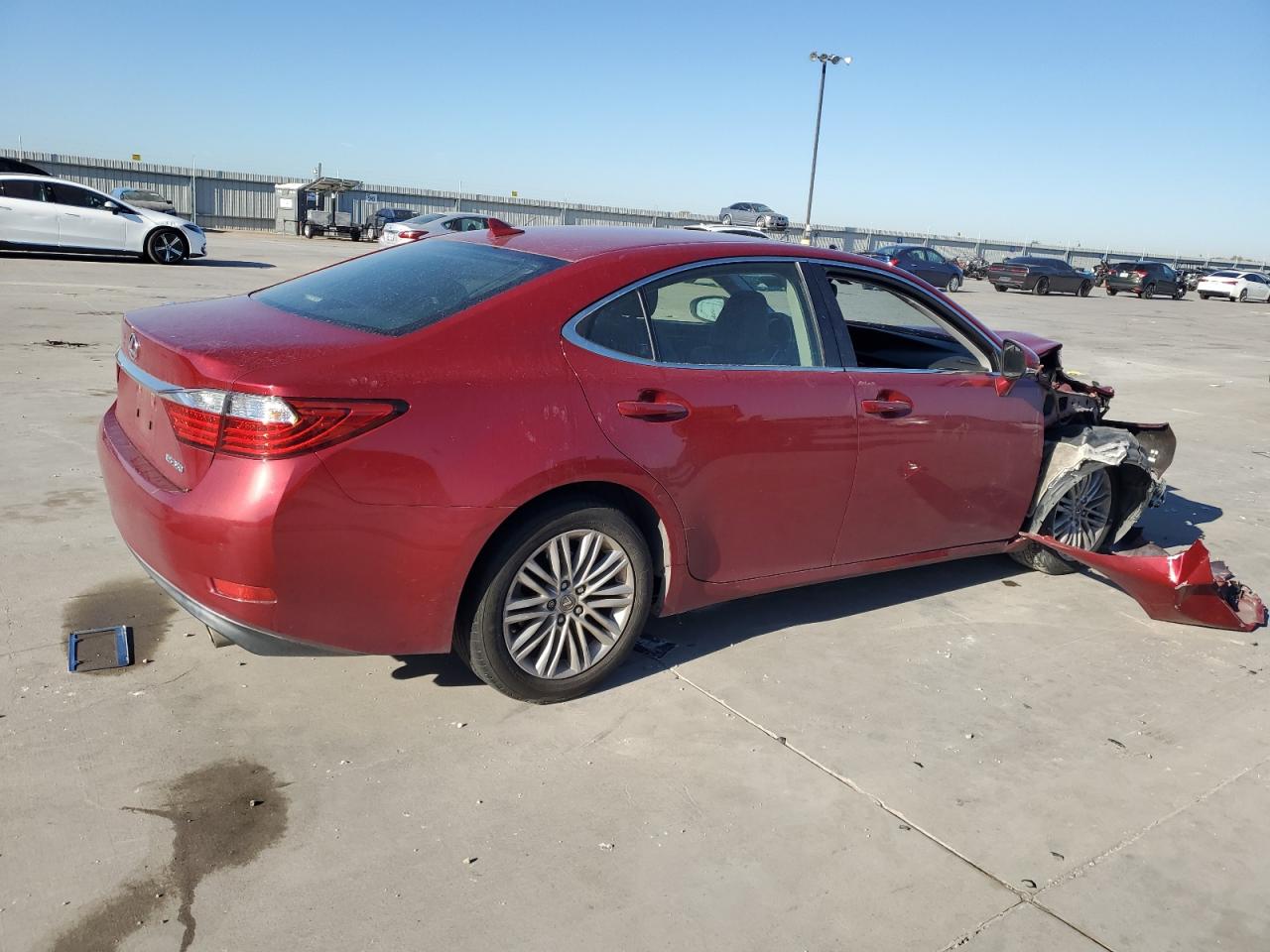 2014 Lexus ES - Image 3