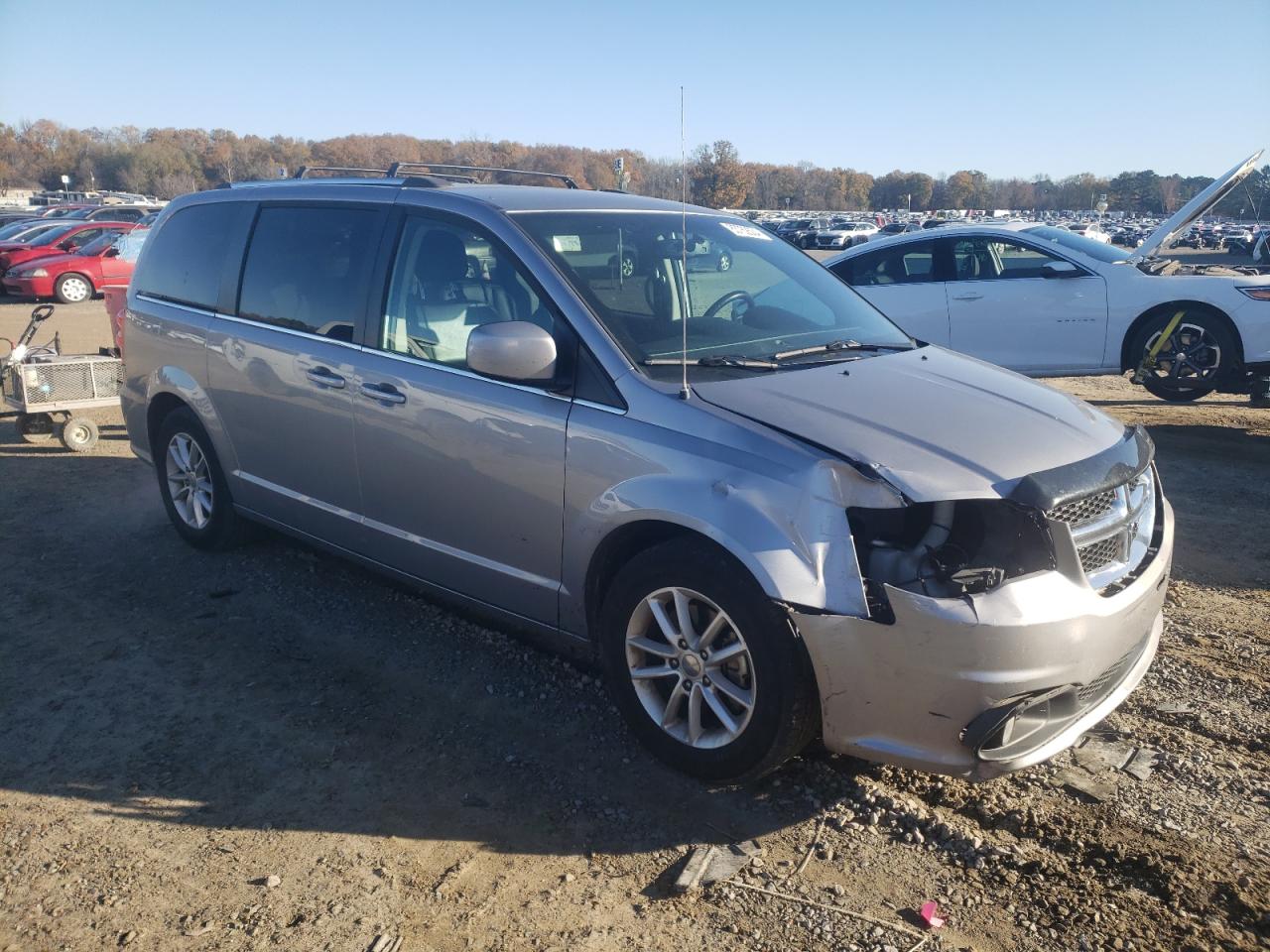 VIN 2C4RDGCG3JR208538 2018 DODGE CARAVAN no.4