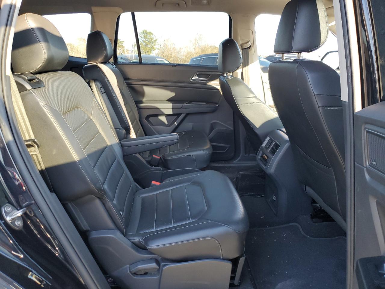 2019 Volkswagen Atlas - Image 11