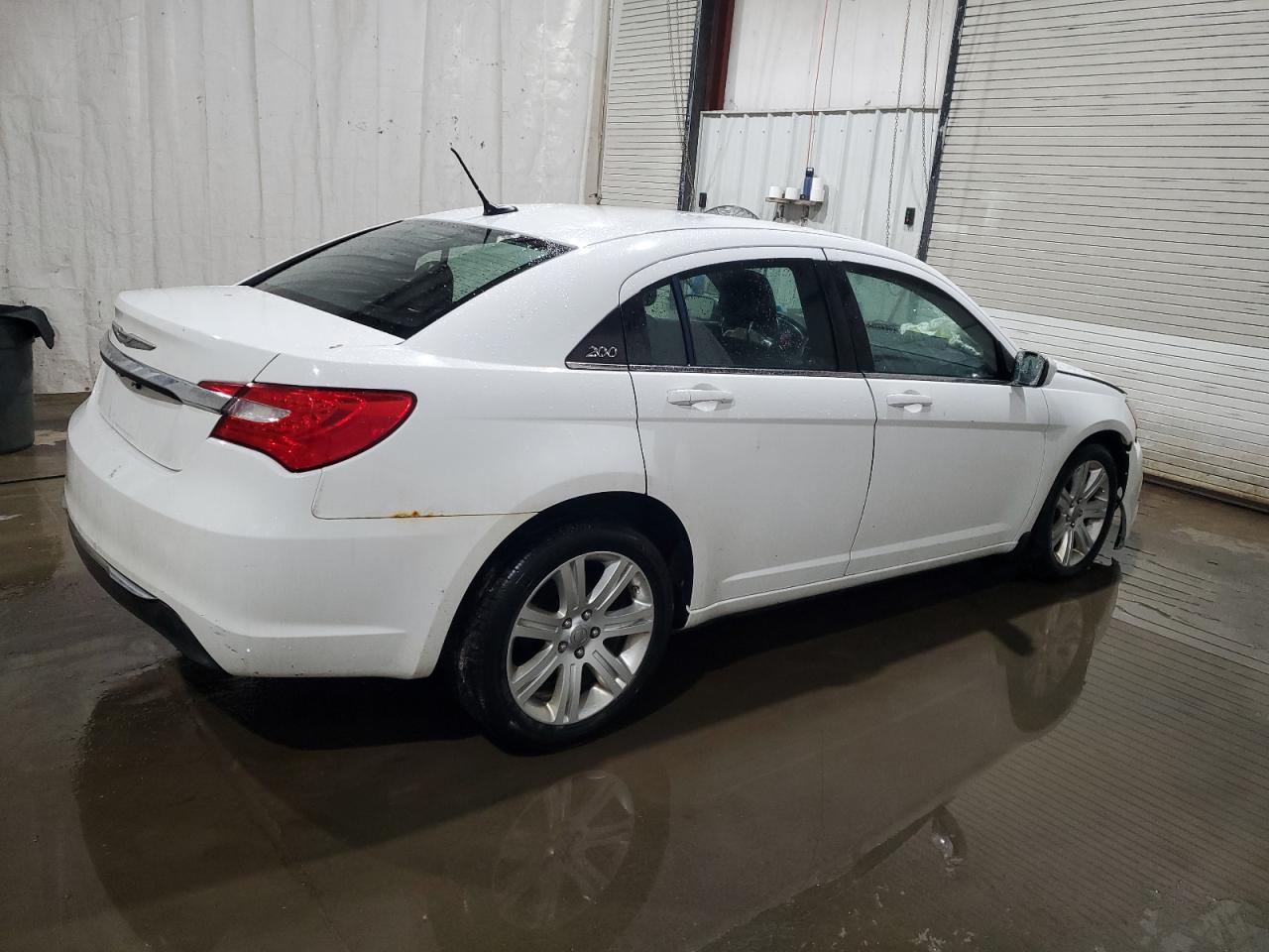 VIN 1C3CCBBB8DN734705 2013 CHRYSLER 200 no.3