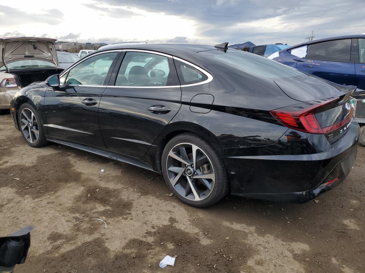 2021 Hyundai Sonata - Image 2