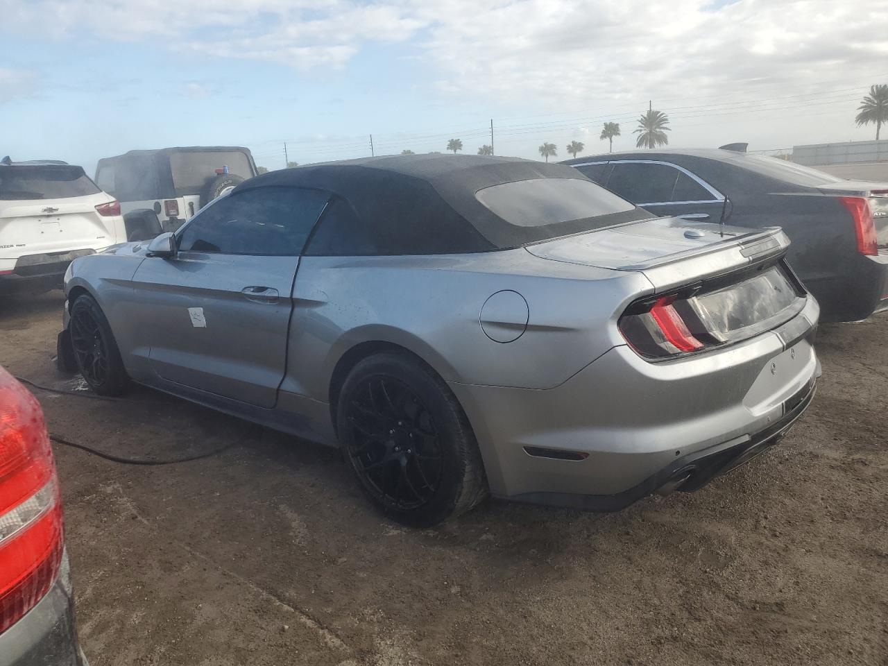 2020 Ford Mustang - Image 2