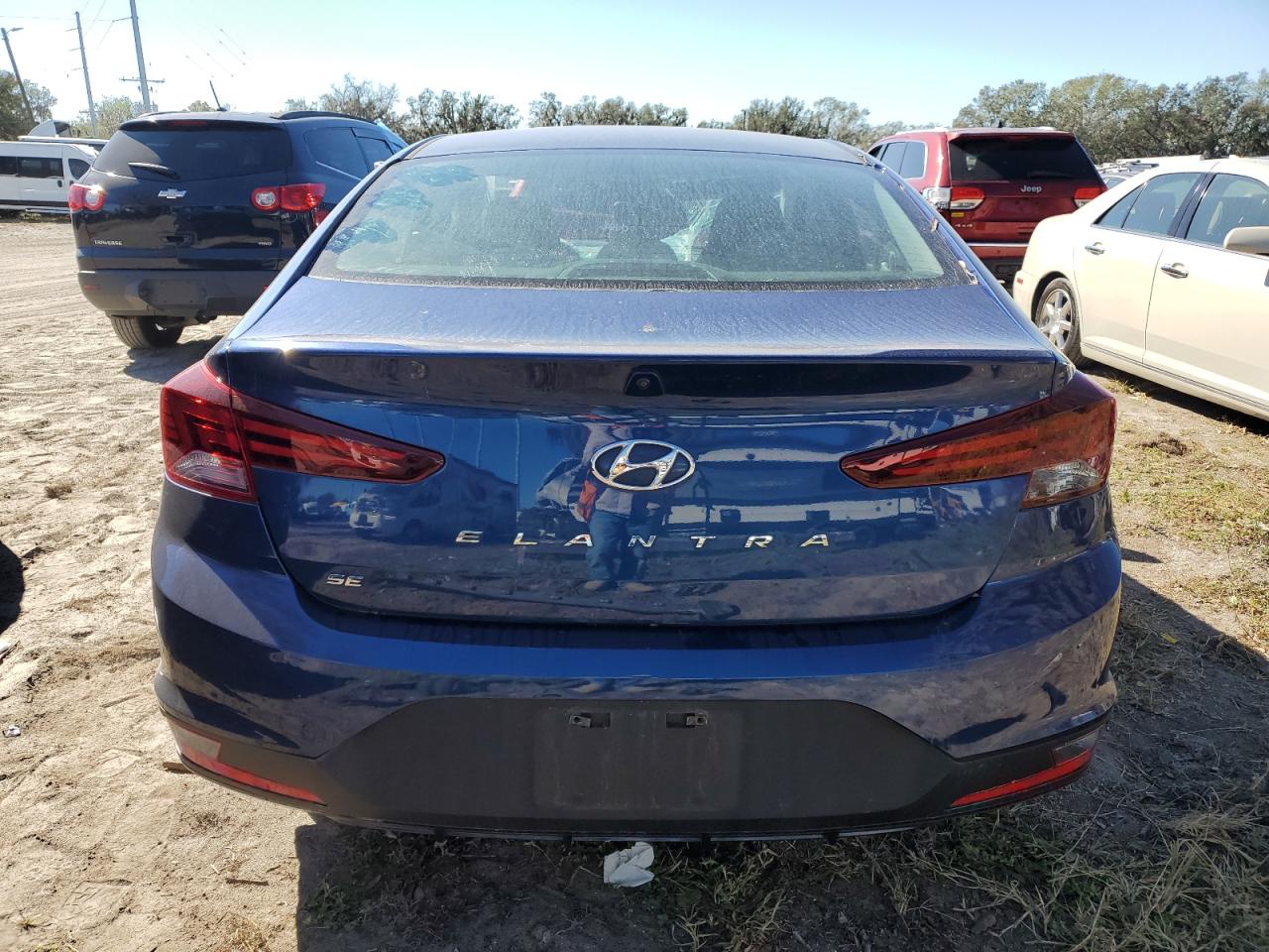2019 Hyundai Elantra - Image 6