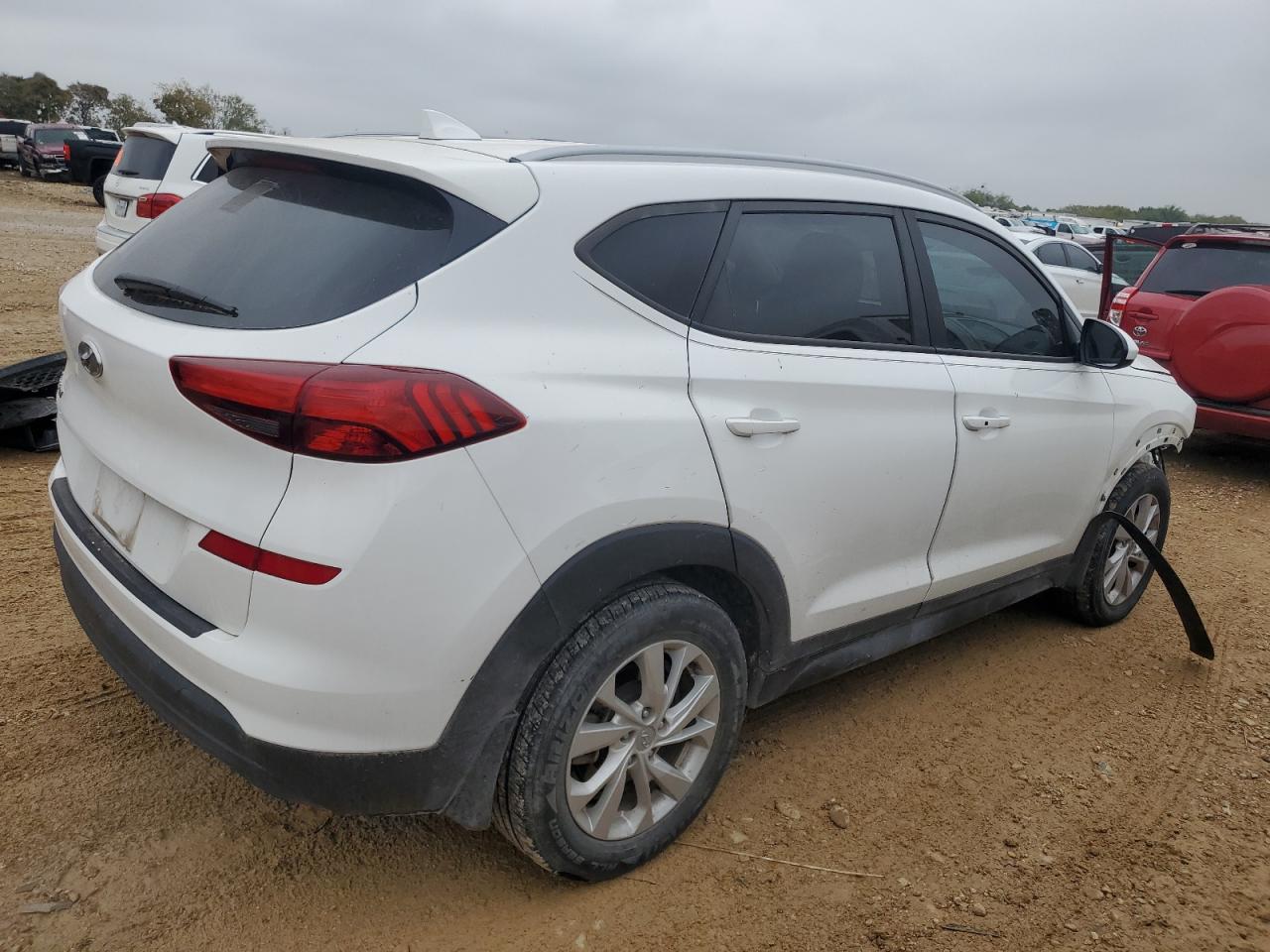 2021 Hyundai Tucson - Image 3