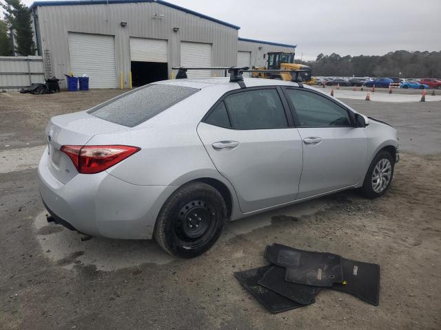  TOYOTA COROLLA 2017 Silver