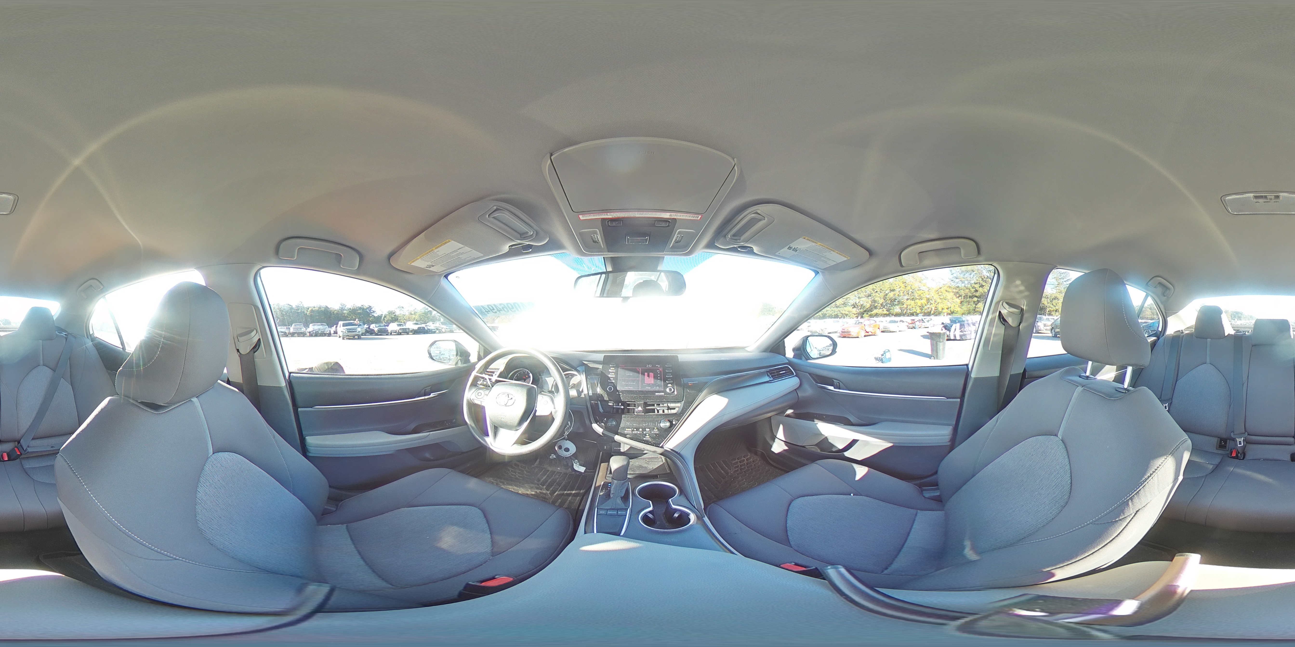 2022 Toyota Camry - Image 13