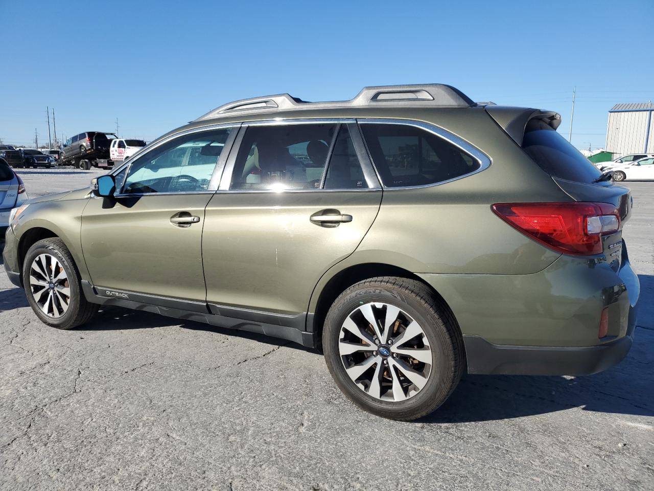 2015 Subaru Outback - Image 2