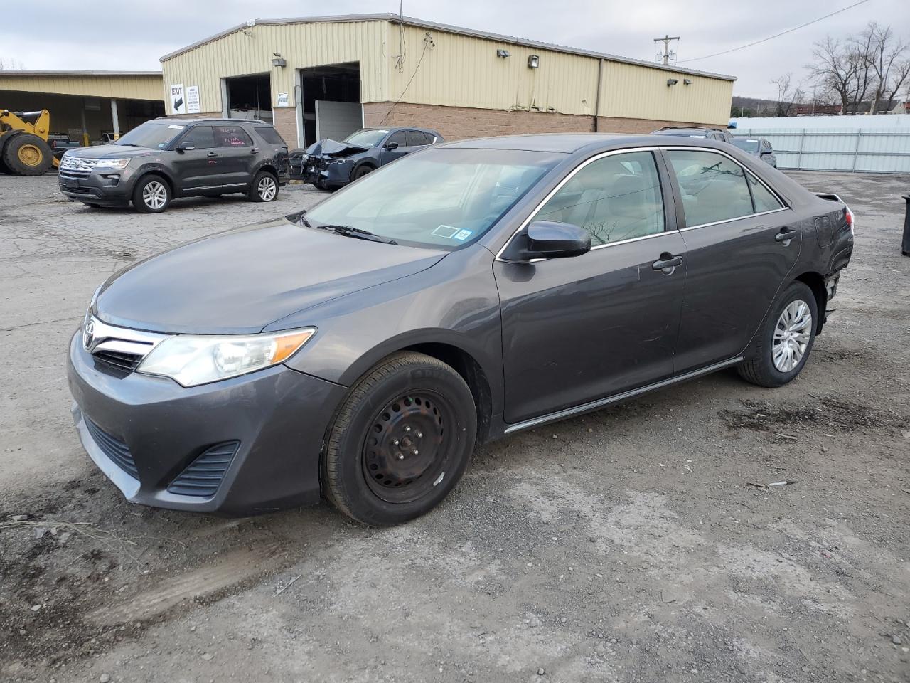 VIN 4T4BF1FKXDR288731 2013 TOYOTA CAMRY no.1